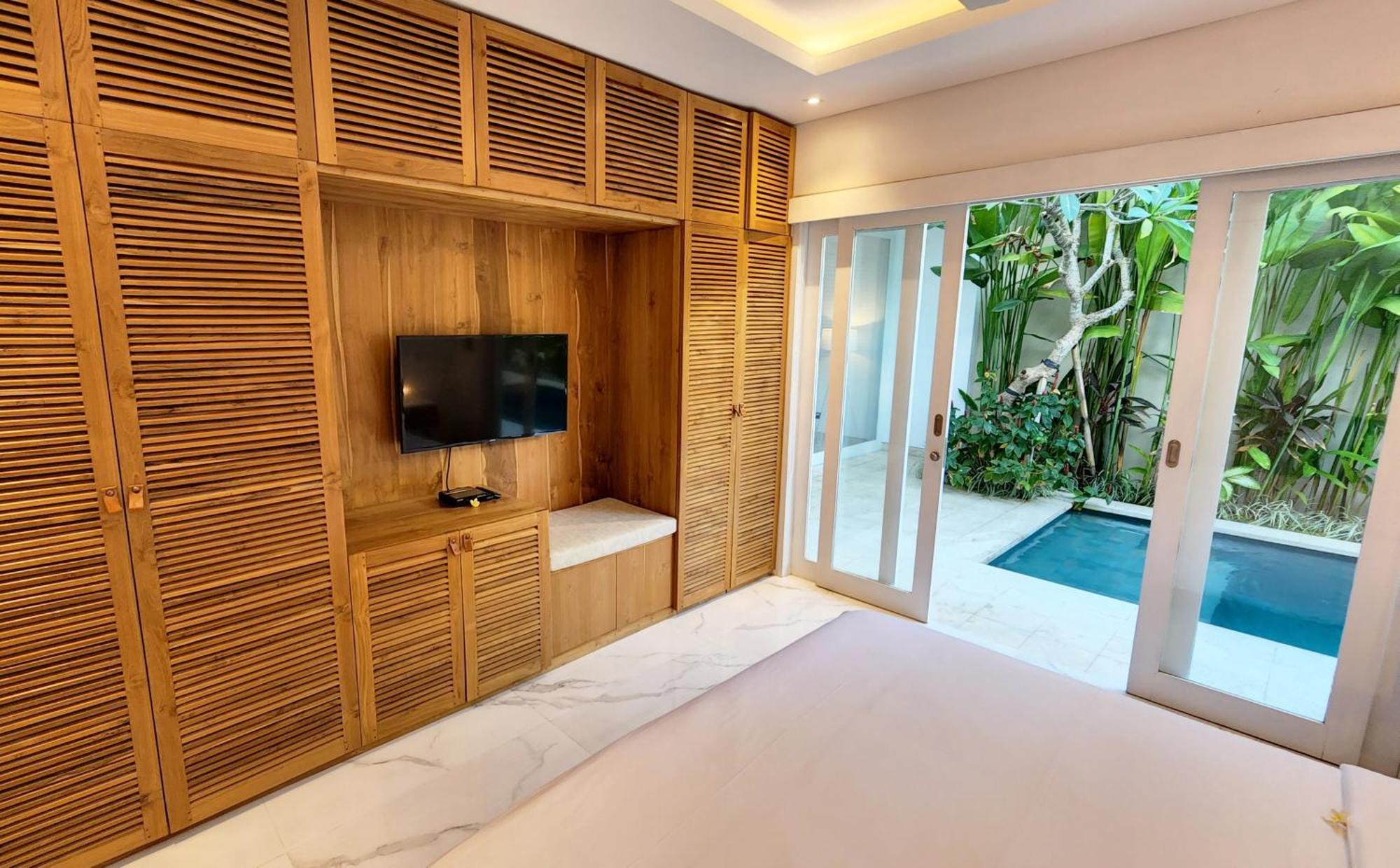 Vana, Sitara Group Seminyak (Bali)